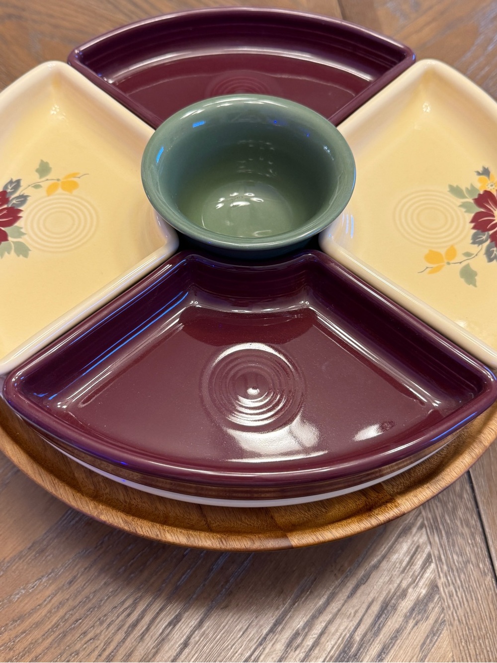 Fiesta Clematis relish tray set